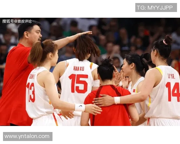 姚明雪莉携手共创篮球与时尚的跨界传奇之路