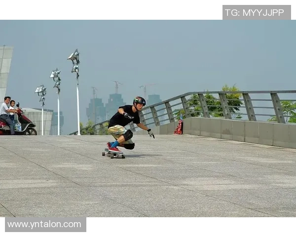 广州滑板队的奋斗与成长：一段不平凡的滑板纪实之旅