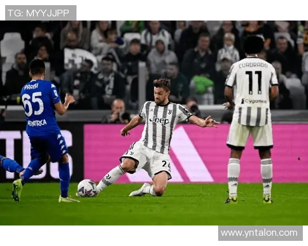 意甲风云变幻：尤文图斯联赛榜首，国际米兰咬定追赶